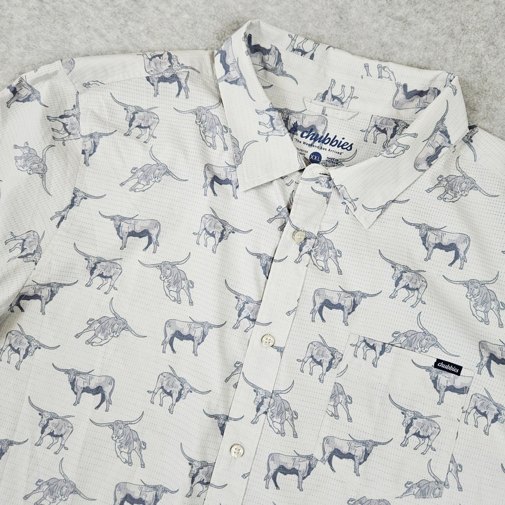 Chubbies (Men's XXL) Gray Longhorn Bull Performance Short Sleeve Button Up Shirt